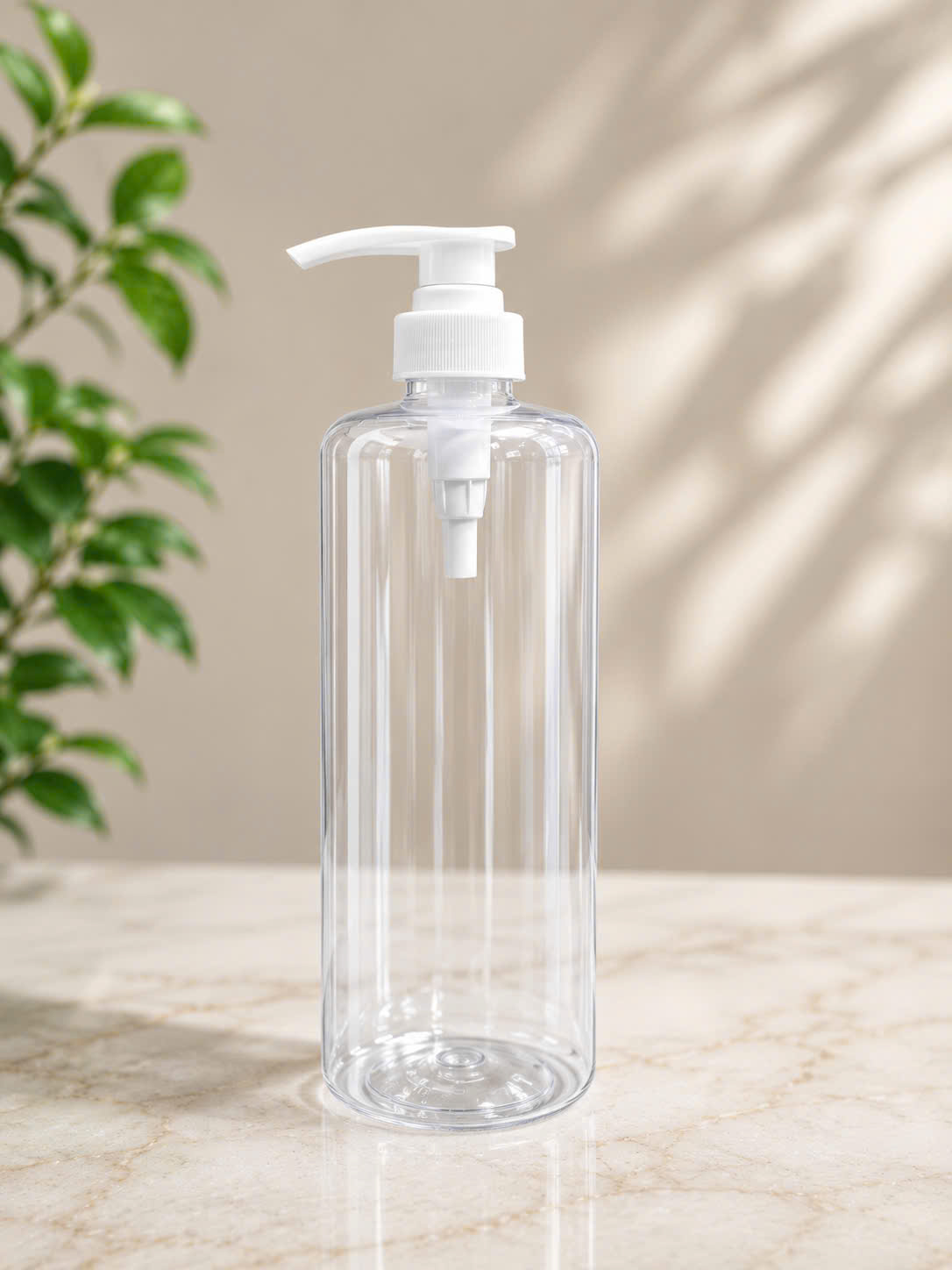 Chai nhựa PET 1 lít dày 57g, cổ phi 33, chất liệu trong suốt, cứng cáp và bền đẹp. Phù hợp để đựng hóa chất, dung dịch vệ sinh, nước tẩy rửa, phân bón lá, thuốc bảo vệ thực vật, nước khử khuẩn, mật ong và nhiều loại dung dịch khác. Chai tương thích với đầu xịt, nắp vặn hoặc vòi nhấn phi 33, kín khít, chống rò rỉ, thích hợp cho cả sử dụng gia đình và sản xuất.